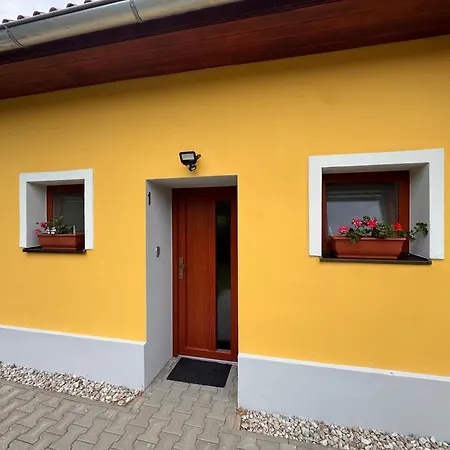 U Mecha Appartement Becice